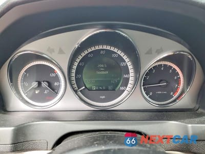 Zdjęcie 9 z 12 samochodu: 2011 MERCEDES-BENZ C 300 VIN:WDDGF5EB8BR154223 - miniatura