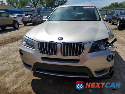 Piąte zdjęcie samochodu w środku: 2013 BMW X3 XDRIVE28I VIN:5UXWX9C56D0A29947 - miniatura