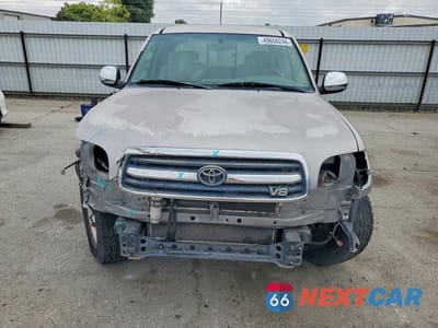 Piąte zdjęcie samochodu w środku: 2002 TOYOTA TUNDRA SR5 V8 VIN:5TBRT341X2S316582 - miniatura