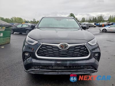 Piąte zdjęcie samochodu w środku: 2026 TOYOTA HIGHLANDER XLE VIN:5TDKDRBHXTS601793 - miniatura