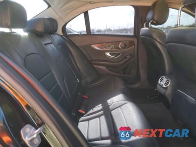 Zdjęcie 10 z 12 samochodu: 2017 MERCEDES-BENZ C 300 4MATIC VIN:55SWF4KBXHU226556 - miniatura