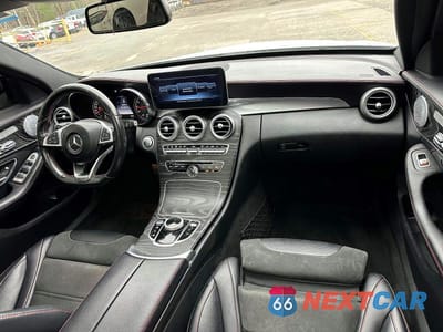 Zdjęcie 9 z 10 samochodu: 2017 MERCEDES-BENZ C 43 4MATIC AMG VIN:55SWF6EB8HU189403 - miniatura