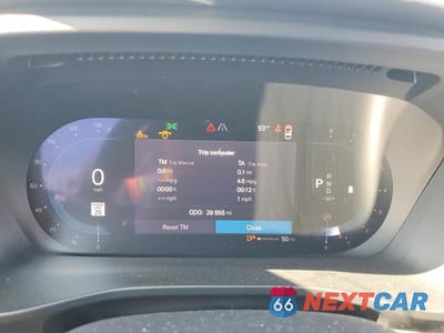 Zdjęcie 9 z 12 samochodu: 2025 VOLVO XC40 CORE VIN:YV4L12UJ2S2470060 - miniatura