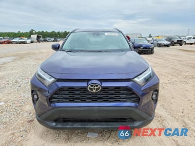Piąte zdjęcie samochodu w środku: 2025 TOYOTA RAV4 XLE PREMIUM VIN:2T3C1RFV2SW403364 - miniatura