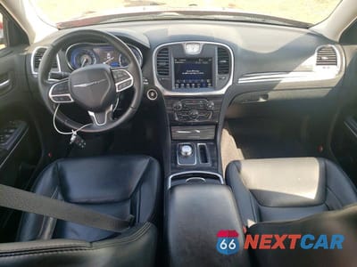 Zdjęcie 8 z 12 samochodu: 2018 CHRYSLER 300 TOURING VIN:2C3CCARG6JH314277 - miniatura