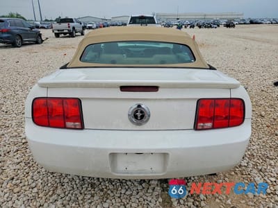 Zdjęcie 6 z 12 samochodu: 2008 FORD MUSTANG VIN:1ZVHT84N585204691 - miniatura