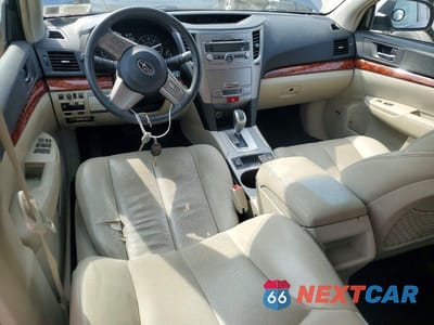 Zdjęcie 8 z 12 samochodu: 2011 SUBARU OUTBACK 2.5I LIMITED VIN:4S4BRBJC5B3340275 - miniatura