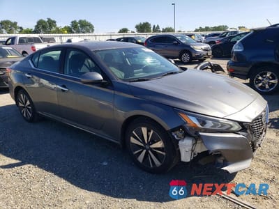 Czwarte zdjęcie samochodu z boku: 2021 NISSAN ALTIMA 2.5 SV VIN:1N4BL4DVXMN356774 - miniatura