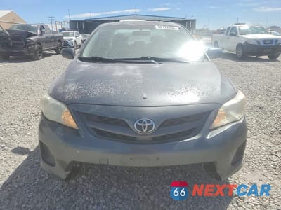 Piąte zdjęcie samochodu w środku: 2011 TOYOTA COROLLA LE VIN:2T1BU4EE1BC634127 - miniatura