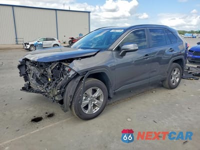 2024 TOYOTA RAV4 XLE 2T3W1RFV2RW341438 - główne zdjęcie licytacji z USA - miniatura