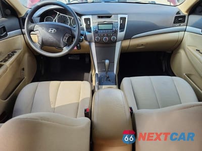 Zdjęcie 8 z 12 samochodu: 2010 HYUNDAI SONATA GLS VIN:5NPET4AC8AH621987 - miniatura