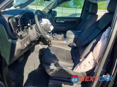 Zdjęcie 7 z 13 samochodu: 2025 CHEVROLET SILVERADO K1500 RST VIN:3GCUKEE82SG299691 - miniatura