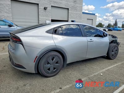 Trzecie zdjęcie samochodu z tyłu: 2024 TOYOTA PRIUS LE VIN:JTDACAAU0R3034891 - miniatura