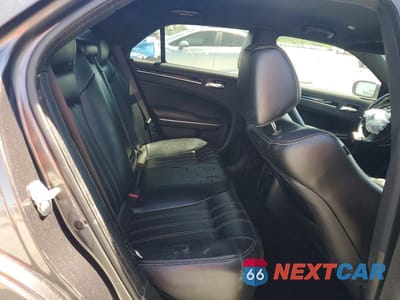 Zdjęcie 10 z 13 samochodu: 2021 CHRYSLER 300 S VIN:2C3CCABG4MH532796 - miniatura