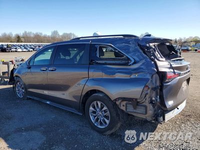 Drugie zdjęcie samochodu z przodu: 2022 TOYOTA SIENNA XLE 7-PASSENGER VIN:5TDJSKFC1NS068825 - miniatura