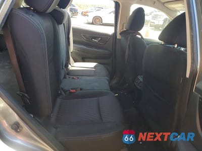 Zdjęcie 11 z 13 samochodu: 2018 NISSAN ROGUE SV VIN:KNMAT2MT6JP518960 - miniatura