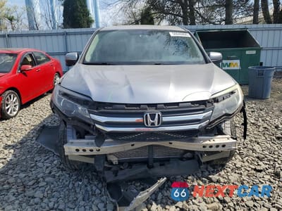 Piąte zdjęcie samochodu w środku: 2016 HONDA PILOT EXL VIN:5FNYF6H53GB077980 - miniatura