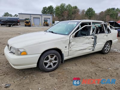 2000 VOLVO S70 BASE YV1LS61JXY2636680 - główne zdjęcie licytacji z USA - miniatura