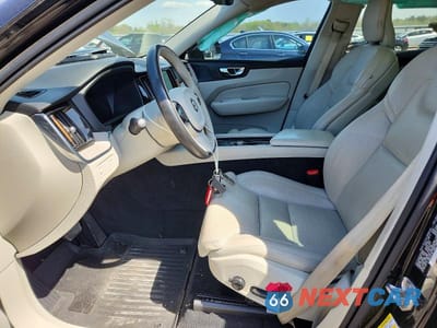 Zdjęcie 7 z 13 samochodu: 2021 VOLVO XC60 T5 INSCRIPTION VIN:YV4102RL0M1709974 - miniatura