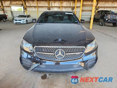 Piąte zdjęcie samochodu w środku: 2017 MERCEDES-BENZ E 43 4MATIC AMG VIN:WDDZF6EB3HA191766 - miniatura