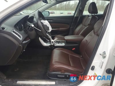 Zdjęcie 7 z 12 samochodu: 2015 ACURA TLX TECH VIN:19UUB1F59FA026606 - miniatura