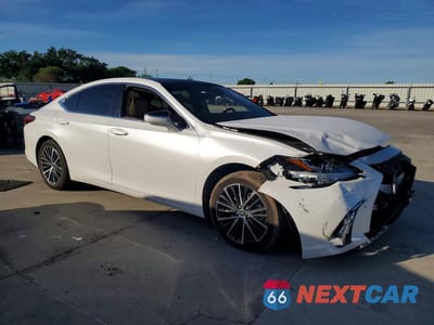 Czwarte zdjęcie samochodu z boku: 2023 LEXUS ES 350 BASE VIN:58ADZ1B13PU145110 - miniatura