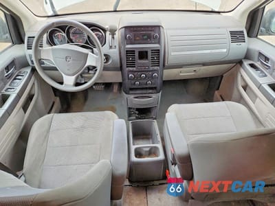 Zdjęcie 8 z 13 samochodu: 2009 DODGE GRAND CARAVAN SE VIN:2D8HN44E99R622067 - miniatura