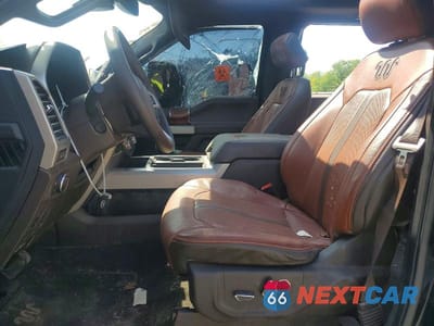 Zdjęcie 7 z 13 samochodu: 2019 FORD F350 SUPER DUTY VIN:1FT8W3BTXKEG64645 - miniatura