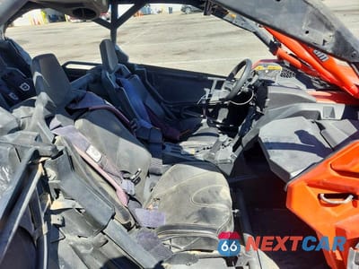 Piąte zdjęcie samochodu w środku: 2020 CAN-AM MAVERICK X3 UTILITY VEHICLE VIN:3JBVMAW23LK000017 - miniatura