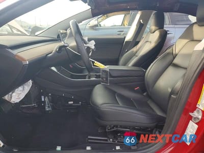 Zdjęcie 7 z 13 samochodu: 2019 TESLA MODEL 3 VIN:5YJ3E1EA5KF298930 - miniatura