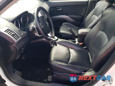 Zdjęcie 7 z 12 samochodu: 2010 MITSUBISHI OUTLANDER GT VIN:JA4JT5AX0AZ005016 - miniatura
