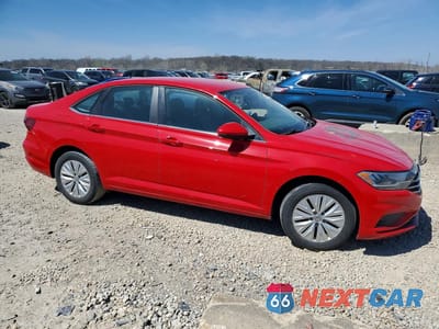 Czwarte zdjęcie samochodu z boku: 2019 VOLKSWAGEN JETTA S VIN:3VWCB7BU5KM174109 - miniatura