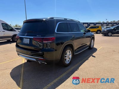 Czwarte zdjęcie samochodu z boku: 2020 MERCEDES-BENZ GLS 450 4MATIC VIN:4JGFF5KE2LA055395 - miniatura