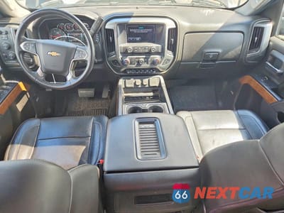 Zdjęcie 8 z 12 samochodu: 2016 CHEVROLET SILVERADO K3500 LTZ VIN:1GC4K0E85GF304720 - miniatura