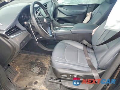 Zdjęcie 7 z 13 samochodu: 2023 BUICK ENCLAVE ESSENCE VIN:5GAERBKWXPJ265104 - miniatura