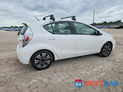 Trzecie zdjęcie samochodu z tyłu: 2012 TOYOTA PRIUS C TWO VIN:JTDKDTB3XC1516970 - miniatura