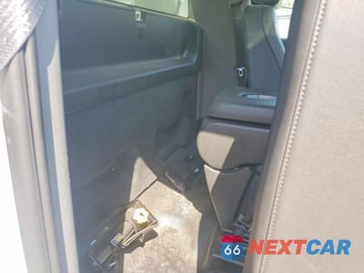 Zdjęcie 10 z 11 samochodu: 2023 CHEVROLET SILVERADO C1500 VIN:3GCNAAEK3PG349565 - miniatura