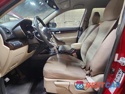Zdjęcie 7 z 13 samochodu: 2014 KIA SORENTO LX VIN:5XYKT3A66EG496315 - miniatura