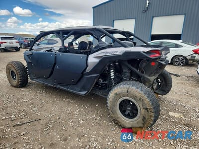 Trzecie zdjęcie samochodu z tyłu: 2018 CAN-AM MAVERICK X3 UTILITY VEHICLE VIN:3JBVEAW2XJK000008 - miniatura