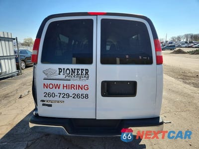 Zdjęcie 6 z 12 samochodu: 2016 CHEVROLET EXPRESS G3500 LT VIN:1GAZGPFG9G1247546 - miniatura