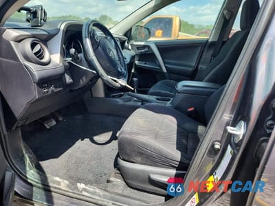 Zdjęcie 7 z 13 samochodu: 2016 TOYOTA RAV4 XLE VIN:2T3WFREV7GW238726 - miniatura
