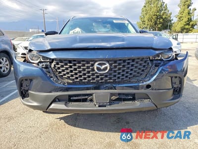 Piąte zdjęcie samochodu w środku: 2025 MAZDA CX-50 PREFERRED VIN:7MMVABBM5SN339213 - miniatura