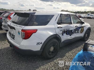 Trzecie zdjęcie samochodu z tyłu: 2021 FORD EXPLORER POLICE INTERCEPTOR VIN:1FM5K8AB3MGA06513 - miniatura