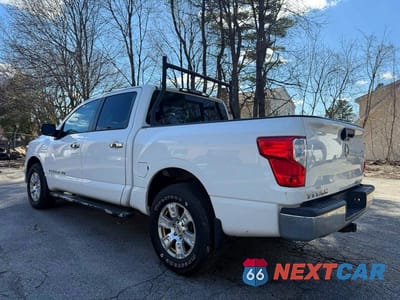 Trzecie zdjęcie samochodu z tyłu: 2019 NISS TITAN S VIN:1N6AA1EJ0KN500025 - miniatura