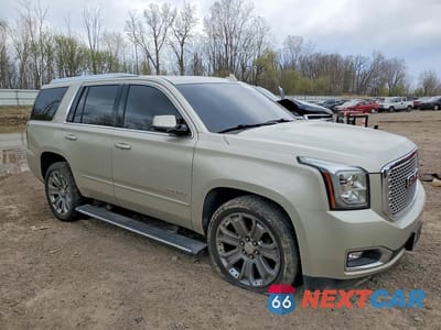 Czwarte zdjęcie samochodu z boku: 2016 GMC YUKON DENALI VIN:1GKS2CKJ4GR164615 - miniatura
