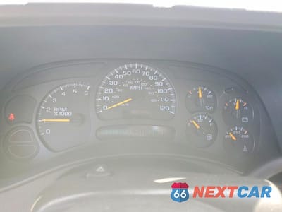 Zdjęcie 9 z 14 samochodu: 2005 GMC YUKON XL K1500 VIN:3GKFK16Z35G165600 - miniatura