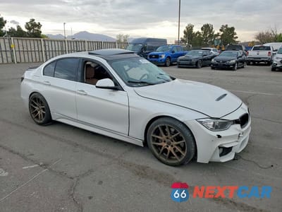 Czwarte zdjęcie samochodu z boku: 2015 BMW 335 I VIN:WBA3A9G54FNS66386 - miniatura