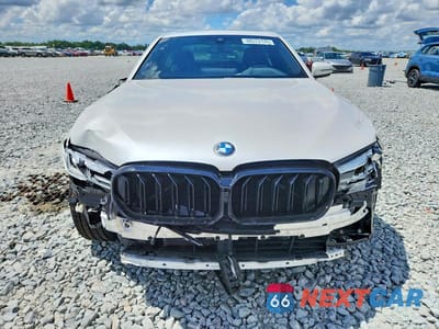 Piąte zdjęcie samochodu w środku: 2022 BMW 530 I VIN:WBA53BH06NWX83324 - miniatura
