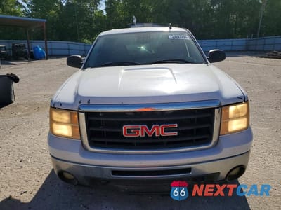 Piąte zdjęcie samochodu w środku: 2008 GMC SIERRA K1500 VIN:2GTFK13YX81266461 - miniatura