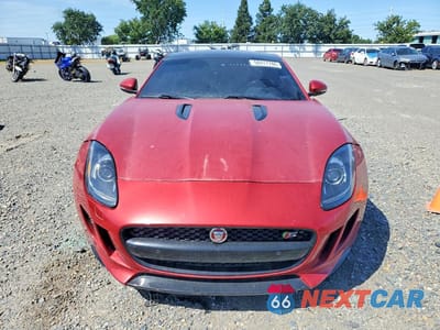 Piąte zdjęcie samochodu w środku: 2015 JAGUAR F-TYPE S VIN:SAJWA6BC1F8K11804 - miniatura